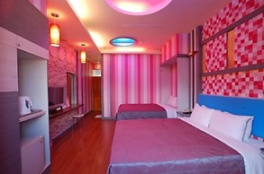 Cherry Blossom Motel