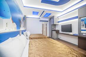 Cherry Blossom Motel