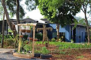 Lumluek Boutique Resort