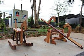 Lumluek Boutique Resort