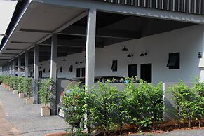 Lumluek Boutique Resort