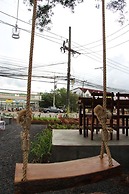 Lumluek Boutique Resort