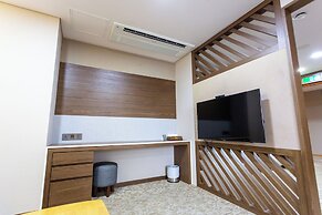 THE RECENZ Dongdaemun Hotel