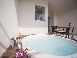 Private Villa Gushikumui by Coldio Premium