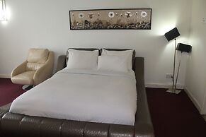 Best Apartment at Times Square