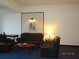 Empire Suites @ Times Square