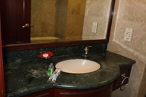 Empire Suites @ Times Square