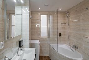 Mordecai Twelve Apartments by Adrez Living