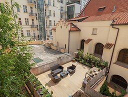 Mordecai Twelve Apartments by Adrez Living