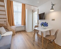 Mordecai Twelve Apartments by Adrez Living