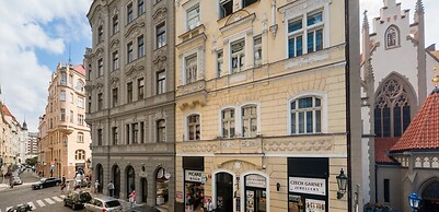 Mordecai Twelve Apartments by Adrez Living