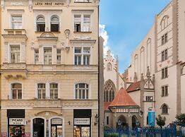 Mordecai Twelve Apartments by Adrez Living