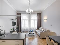 Mordecai Twelve Apartments by Adrez Living