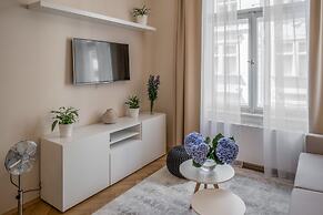 Mordecai Twelve Apartments by Adrez Living