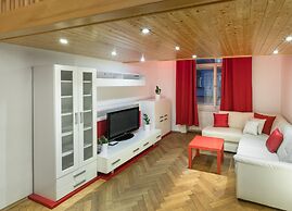 Mordecai Twelve Apartments by Adrez Living