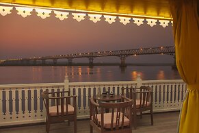 Heritage Line Anawrahta Cruise