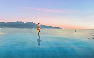Mandila Beach Hotel DaNang