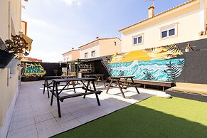 Pineapple Surf House - Hostel