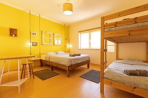 Pineapple Surf House - Hostel