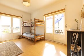 Pineapple Surf House - Hostel