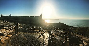 Pineapple Surf House - Hostel