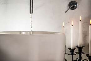 Mythical Blue Luxury Suites