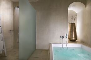 Mythical Blue Luxury Suites