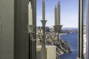 Mythical Blue Luxury Suites