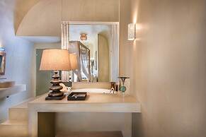 Mythical Blue Luxury Suites