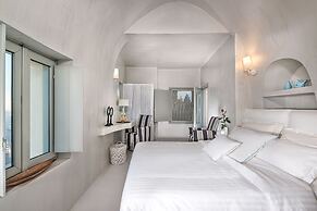 Mythical Blue Luxury Suites