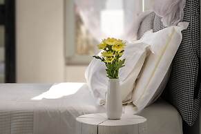 Mythical Blue Luxury Suites