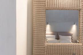 Mythical Blue Luxury Suites