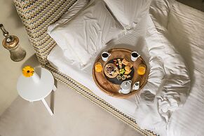 Mythical Blue Luxury Suites