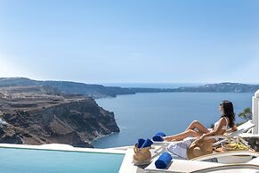 Mythical Blue Luxury Suites