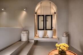 Mythical Blue Luxury Suites