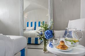 Mythical Blue Luxury Suites