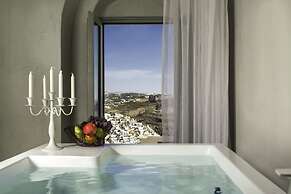 Mythical Blue Luxury Suites