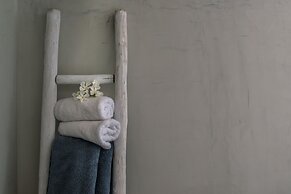 Mythical Blue Luxury Suites