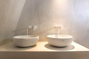 Mythical Blue Luxury Suites