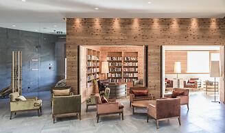 NIDUM - Casual Luxury Hotel