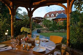 Babiččina Zahrada Penzion & Restaurace