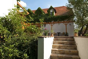 Babiččina Zahrada Penzion & Restaurace