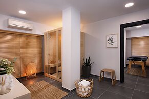 Athenian Riviera Hotel & Suites