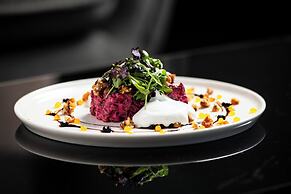 Athenian Riviera Hotel & Suites