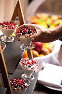 Athenian Riviera Hotel & Suites