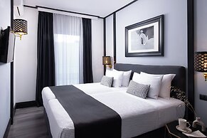 Athenian Riviera Hotel & Suites