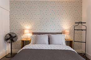 Ashton House, Luton - inhabit short stays