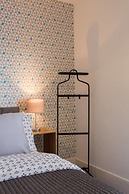 Ashton House, Luton - inhabit short stays