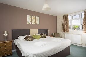 The Sun Bay Hotel & Restaurant