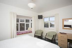 The Sun Bay Hotel & Restaurant